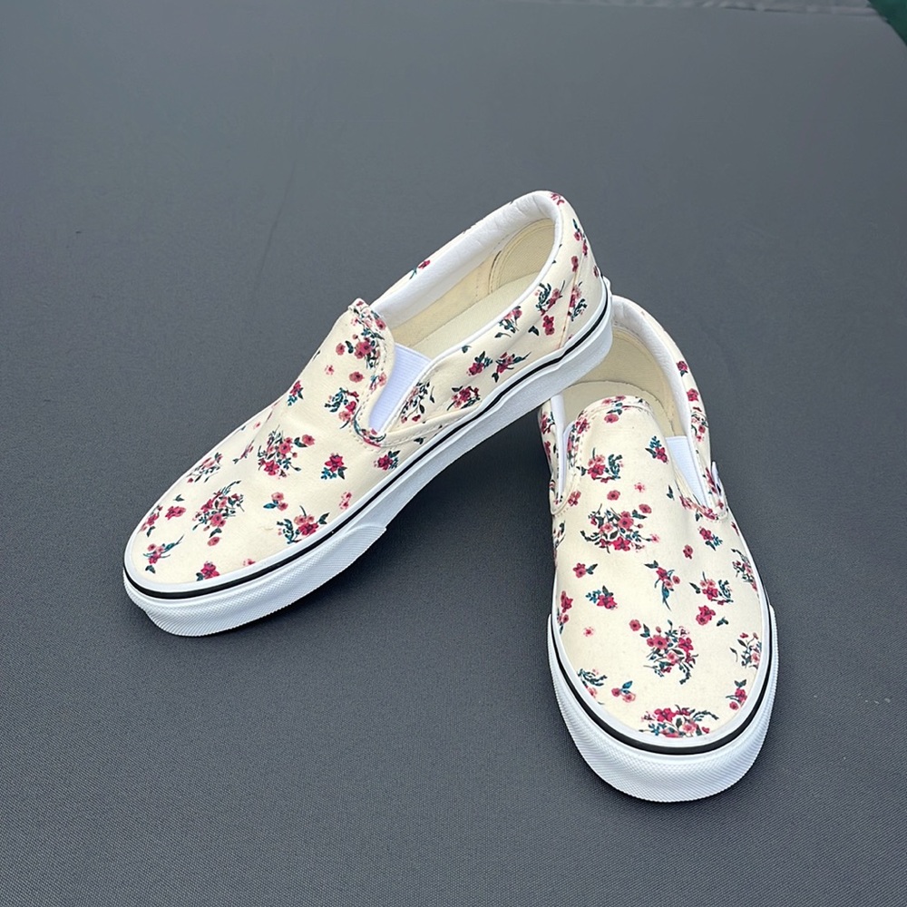Vans off-the-wall flowered sneakers new tags size 7 1/2 - Picture 2 of 8